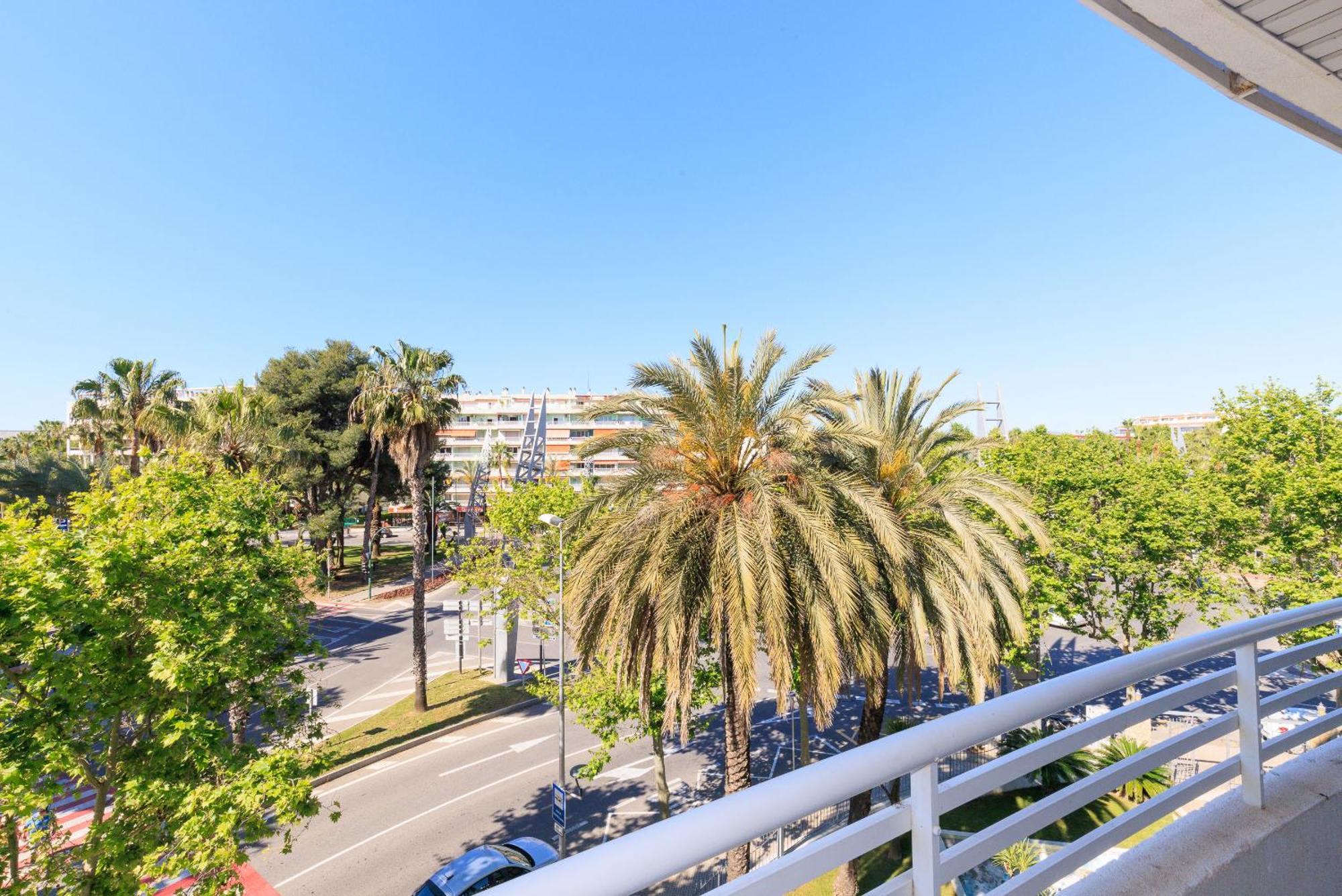 Rentalmar Royal Salou Rum bild