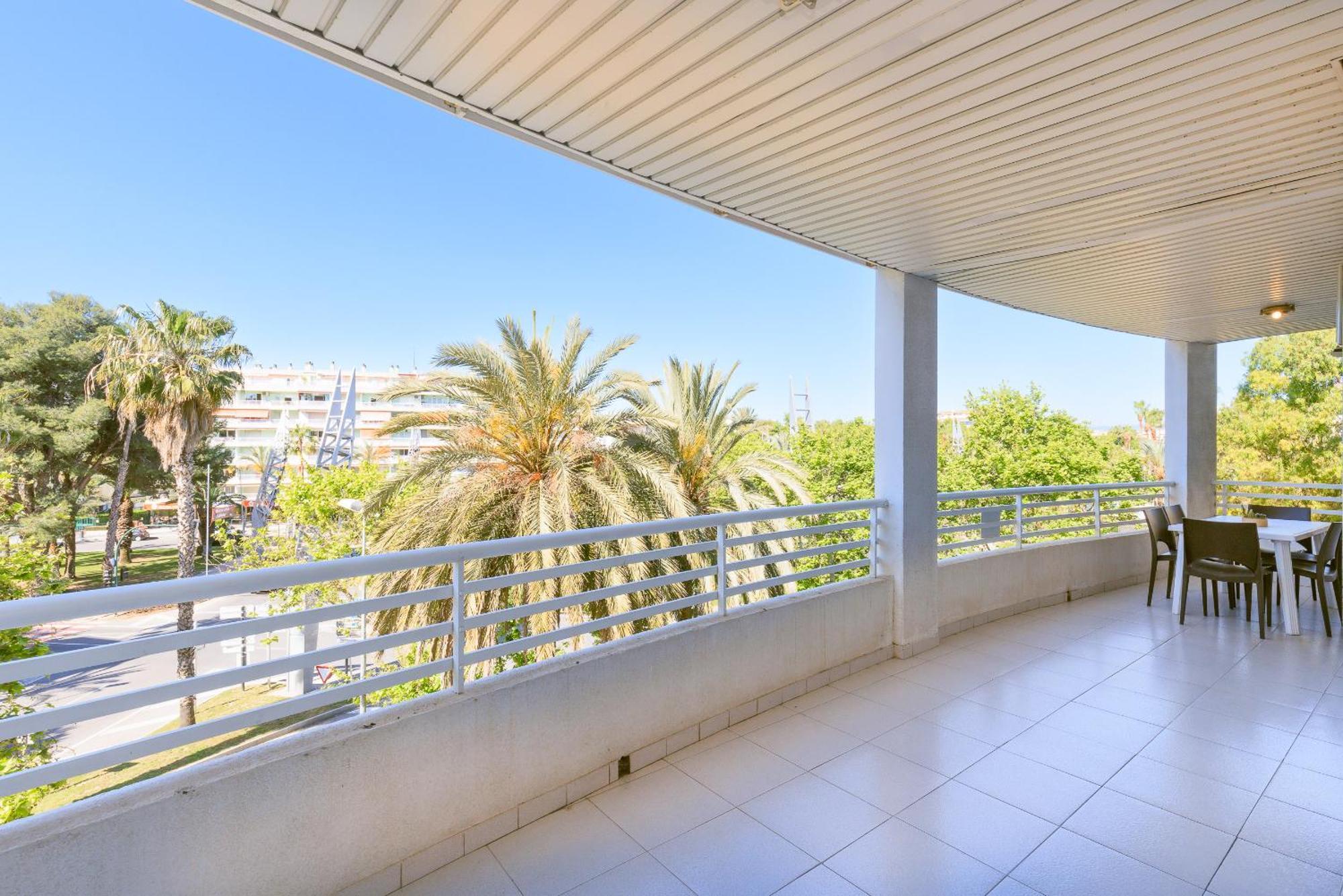 Rentalmar Royal Salou Rum bild
